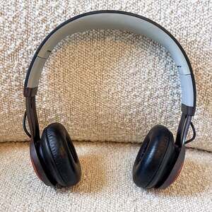 Jabra Revo Wireless Black Orange Bluetooth On-Ear Headphones with Case